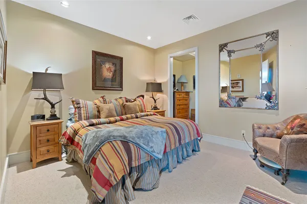 $1,124,800 | 555 East 5th Street, Unit 911, Austin, TX 78701