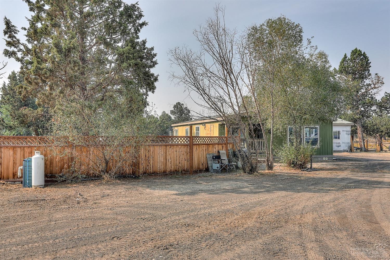 24035 Dodds Road Bend, OR 97701 - Photo 3 of 22 Additional Photo