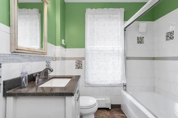 $469,900 | 27 Royal Street, Lowell, MA 01851