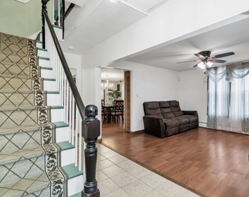 27 Royal Street Lowell, MA 01851 - Photo 5 of 31