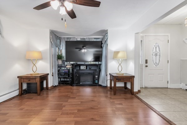 27 Royal Street Lowell, MA 01851 - Photo 7 of 31