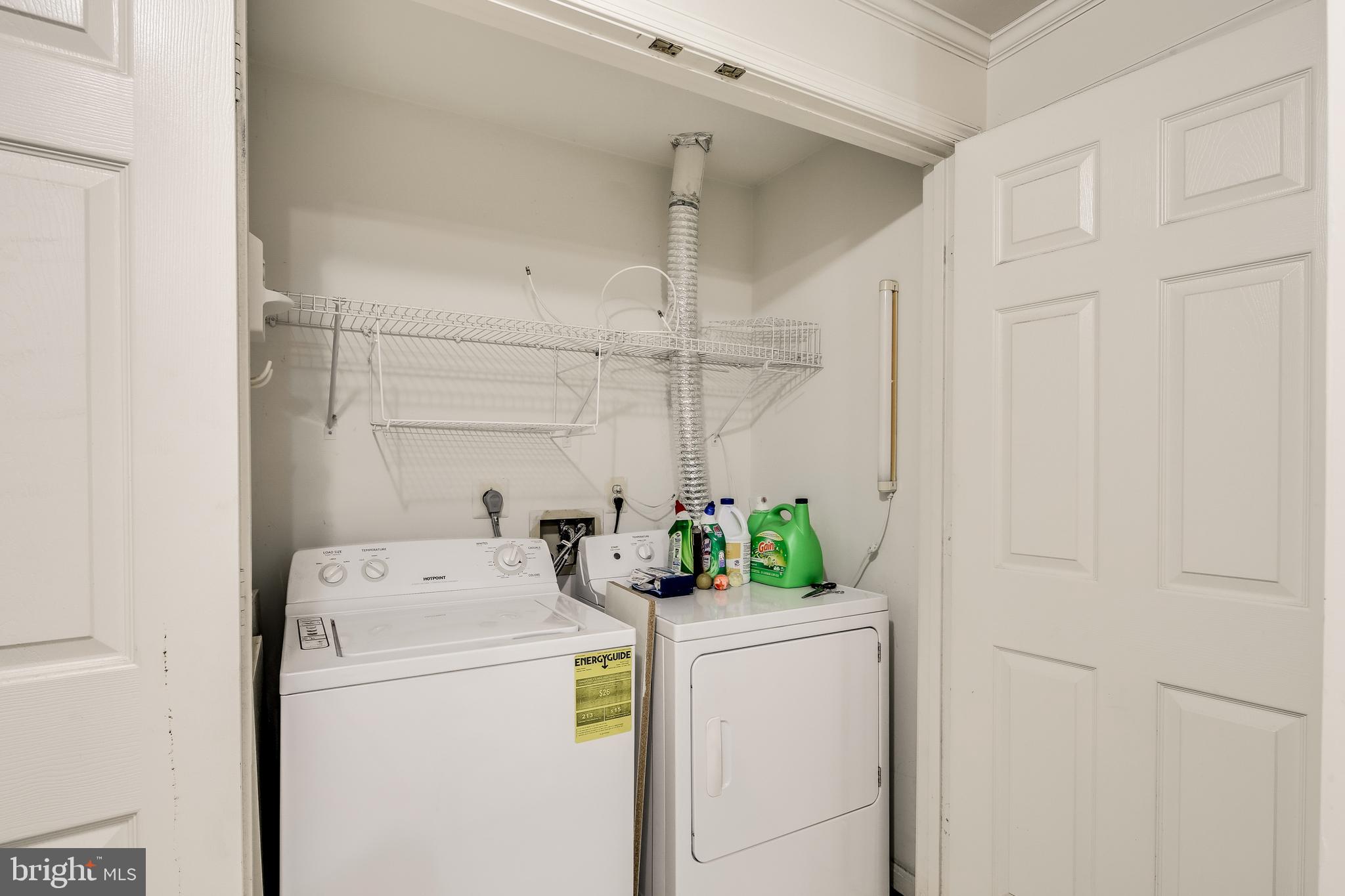 431 Little Quarry Road Gaithersburg, MD 20878 - Photo 18 of 40 Washer/Dryer Area