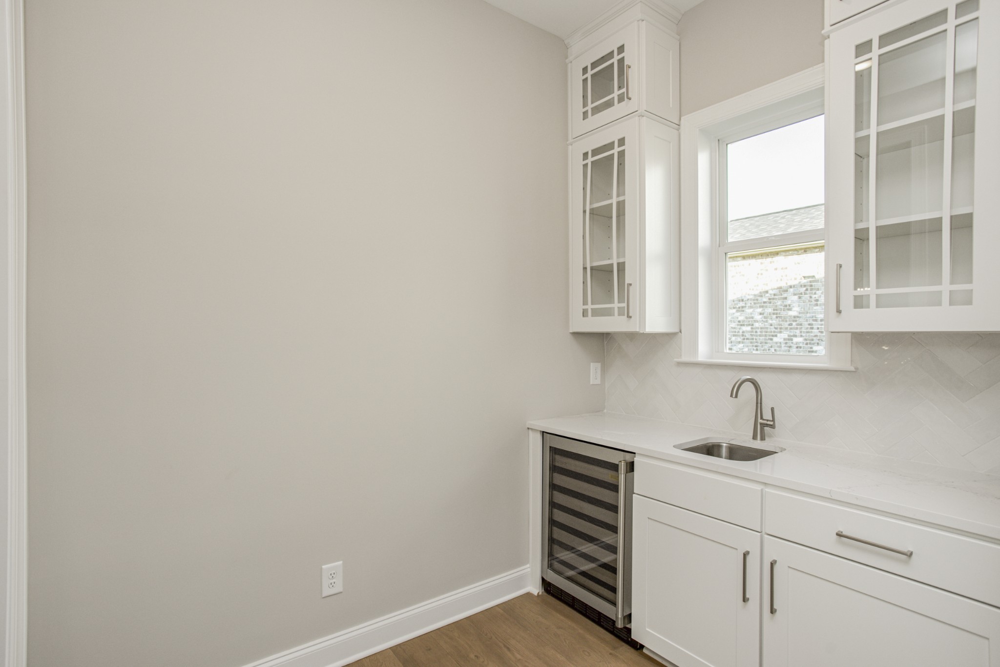 7005 Thunderhead Way Spring Hill, TN 37174 - Photo 17 of 63 a view of cabinets and window