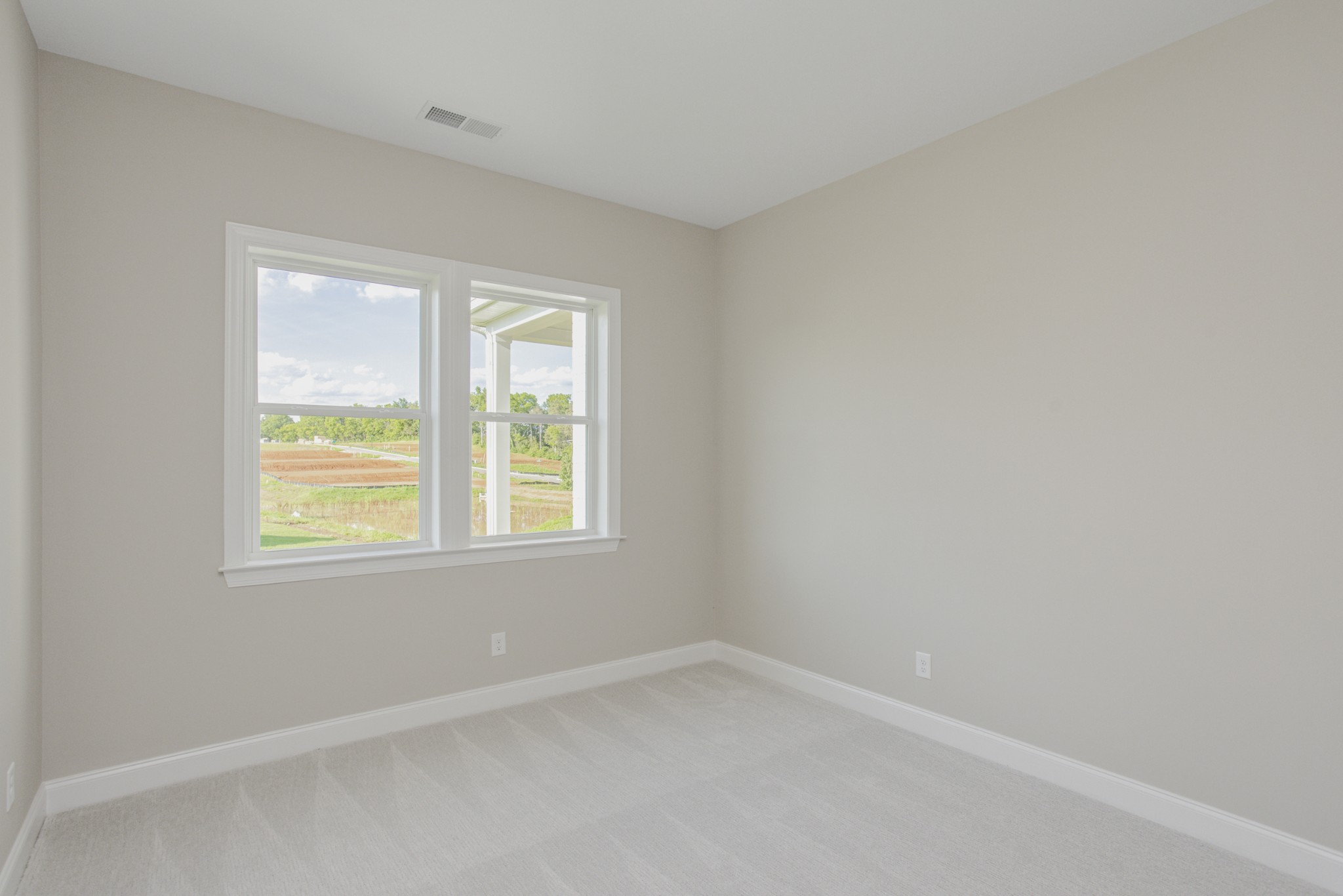 7005 Thunderhead Way Spring Hill, TN 37174 - Photo 37 of 63 an empty room with a window
