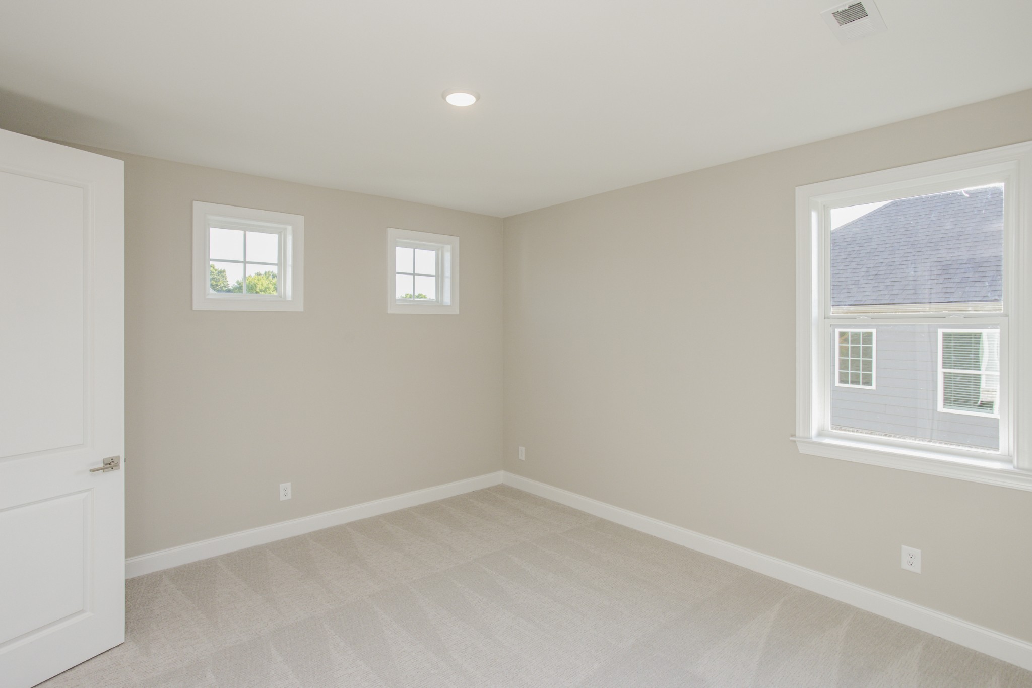 7005 Thunderhead Way Spring Hill, TN 37174 - Photo 43 of 63 an empty room with a window