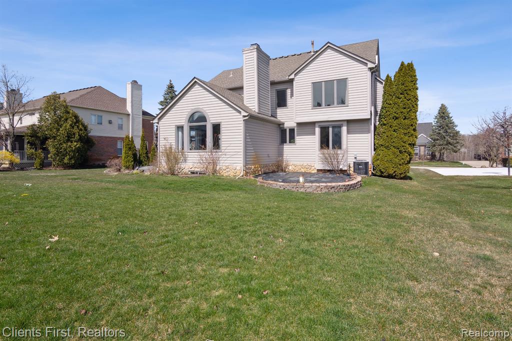 47159 Sunnybrook Lane Novi, MI 48374 - Photo 45 of 52