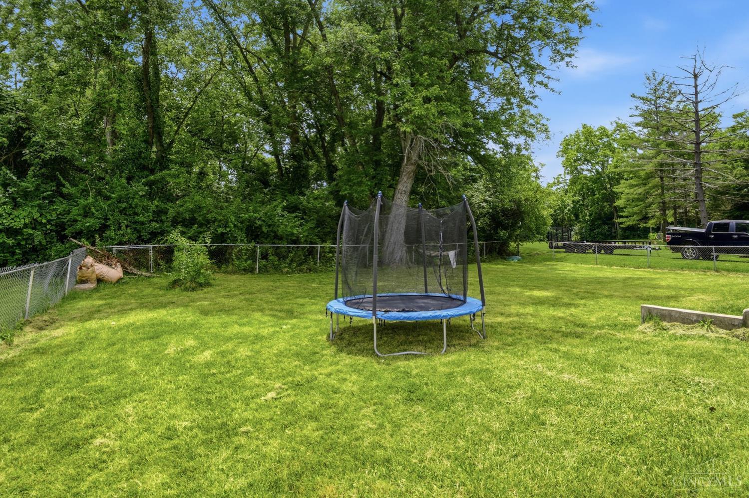 1897 Springdale Road Cincinnati, OH 45231 - Photo 53 of 59