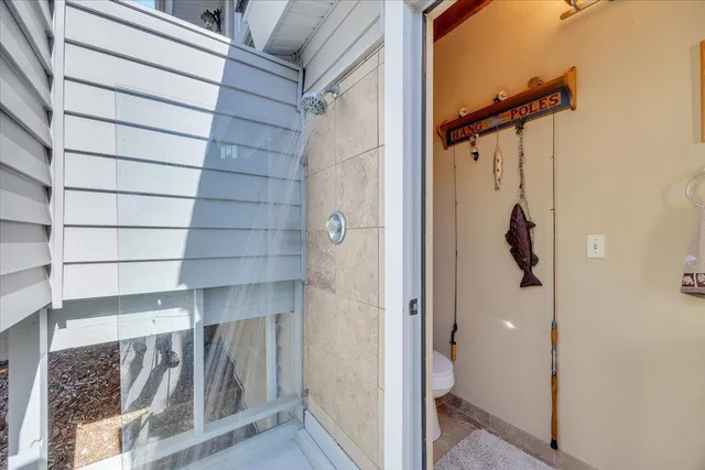 $2,199,000 | 816 Foothill Road, Unit 2, Copperopolis, CA 95228