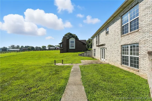 $329,900 | 7360 Navilleton Road, Floyds Knobs, IN 47119