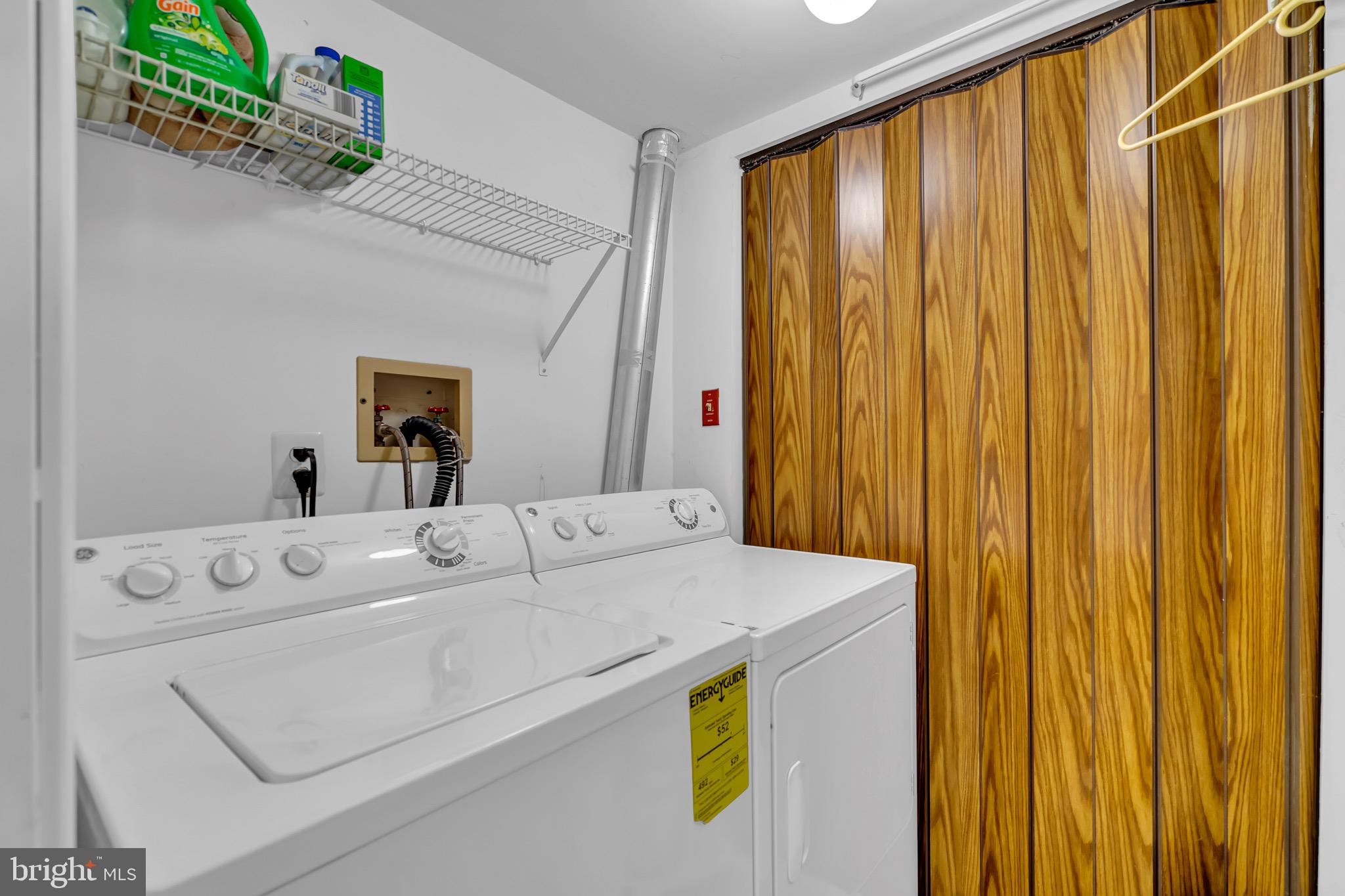 2015 Welsh Road, Unit A22 Philadelphia, PA 19115 - Photo 14 of 27 a utility room with dryer and washer