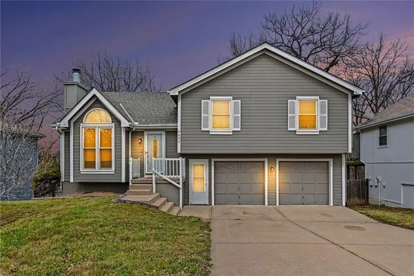 $340,000 | 9600 Northwest 87th Terrace, Kansas City, MO 64153