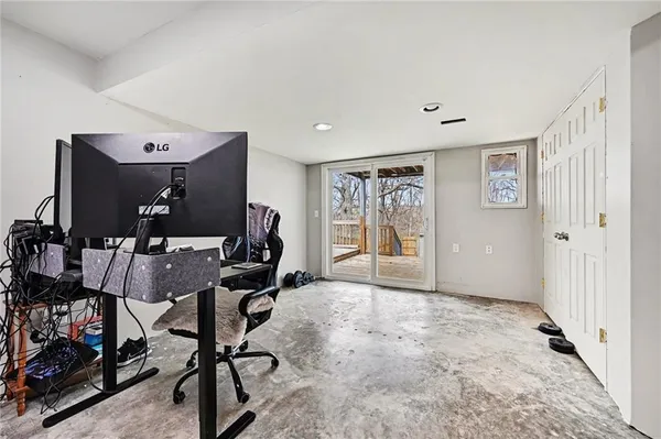 $340,000 | 9600 Northwest 87th Terrace, Kansas City, MO 64153