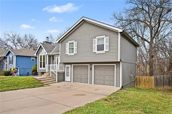 $340,000 | 9600 Northwest 87th Terrace, Kansas City, MO 64153