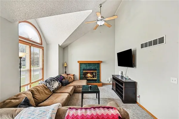 $340,000 | 9600 Northwest 87th Terrace, Kansas City, MO 64153