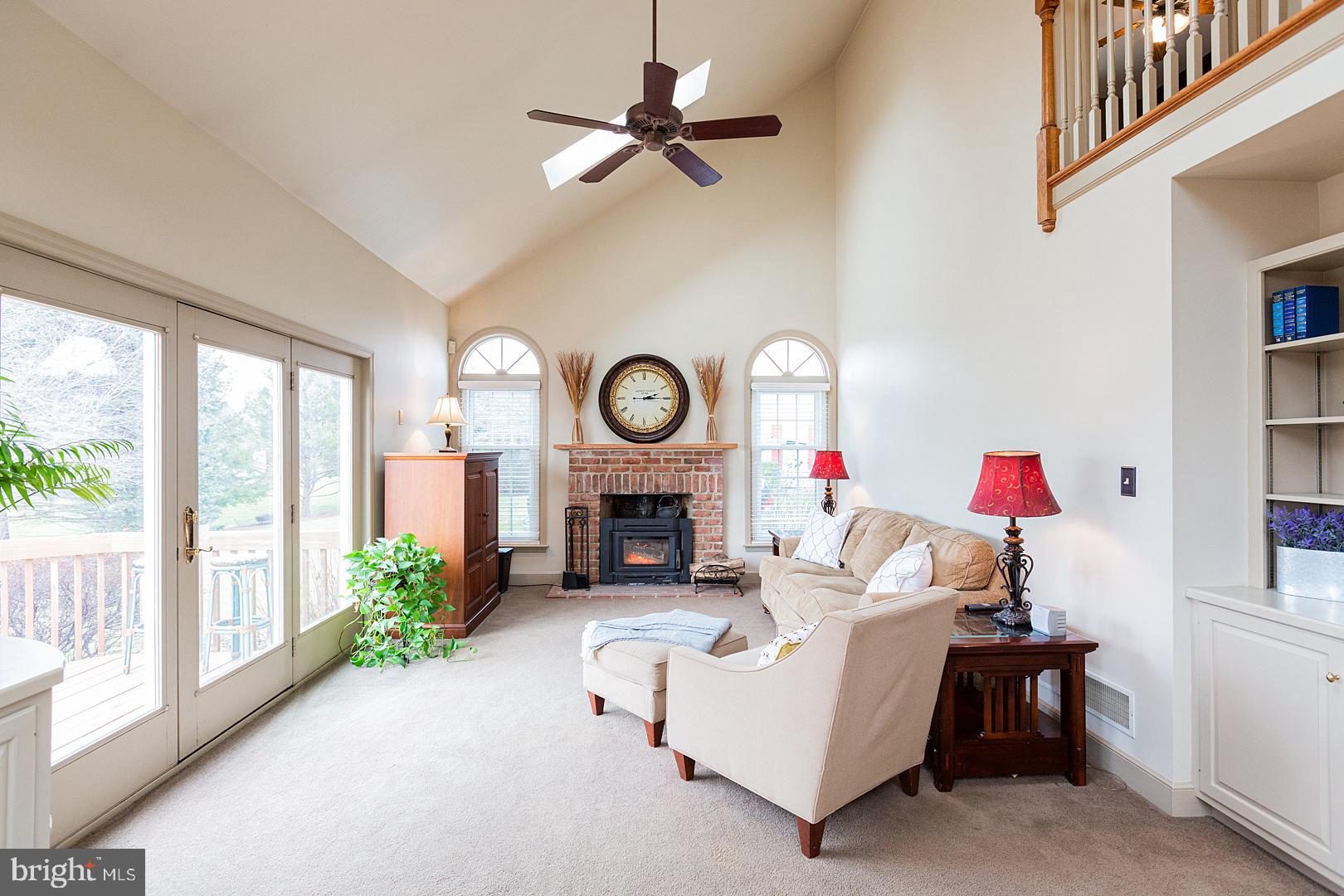 39 Old Post Lane Lititz, PA 17543 - Photo 8 of 53