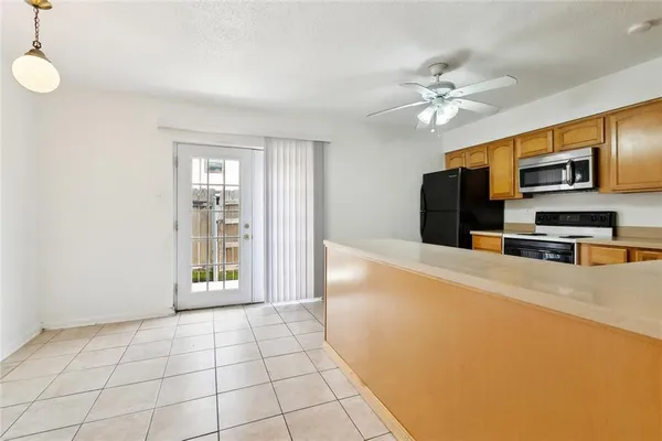 $1,500 | 1628 Vintage Drive, Unit 16, Kenner, LA 70065