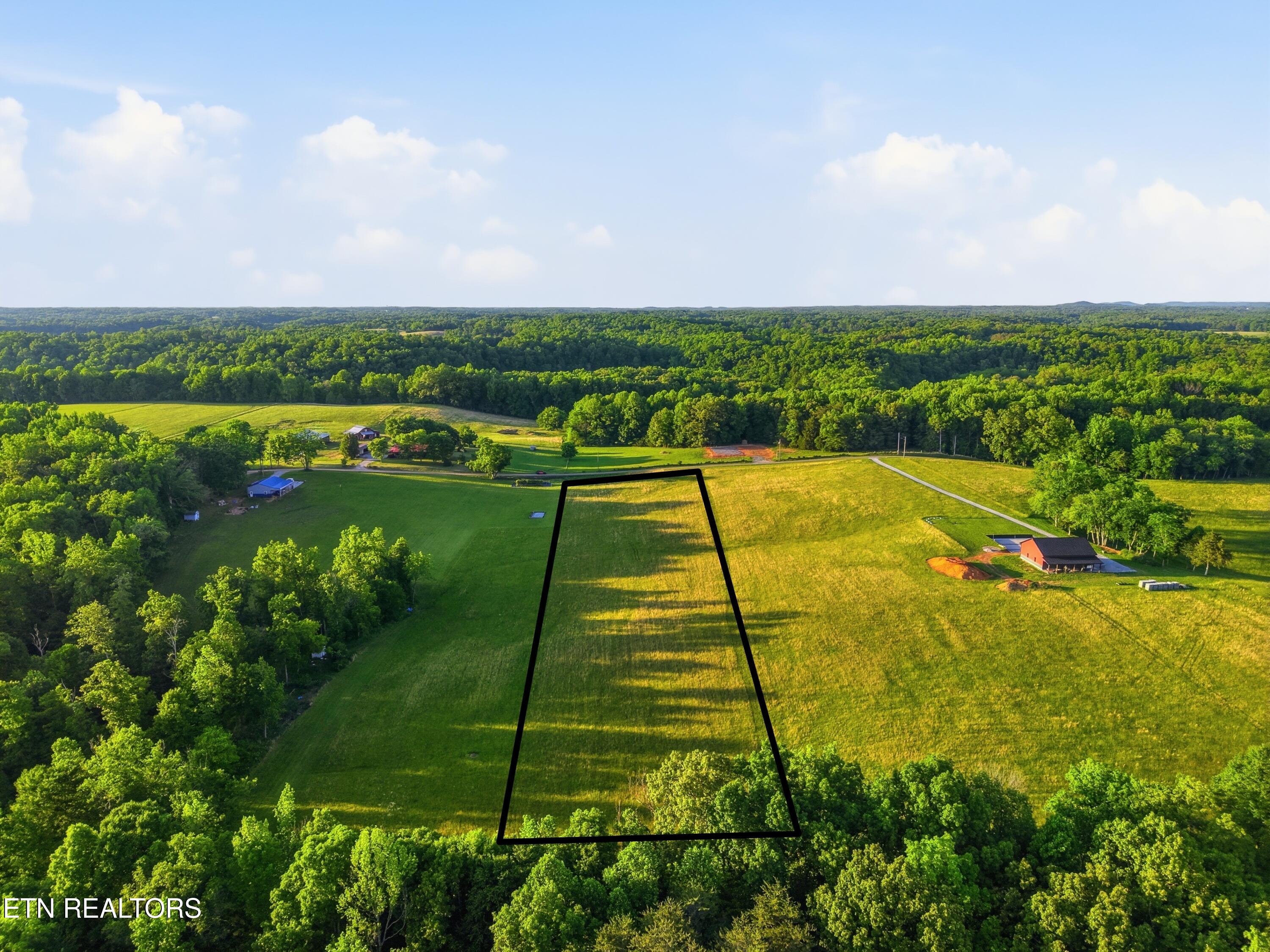 Frank Massa Road Sparta, TN 38583 - Photo 2 of 15 Frank_Massa_Rd_011