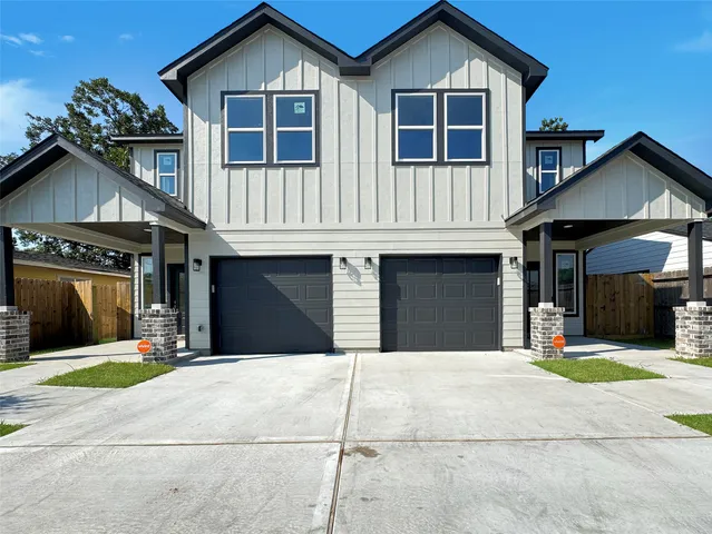 $2,000 | 5427 Bellfort Avenue, Unit B, Houston, TX 77033