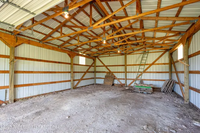 $3,000,000 | 1-2 Lever Springs Road, Alpine, WY 83128