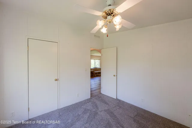 $3,000,000 | 1-2 Lever Springs Road, Alpine, WY 83128