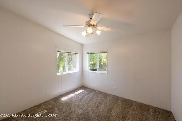 $3,000,000 | 1-2 Lever Springs Road, Alpine, WY 83128