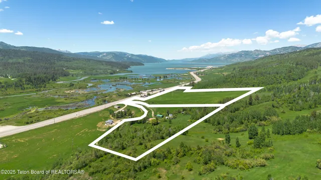 $3,000,000 | 1-2 Lever Springs Road, Alpine, WY 83128