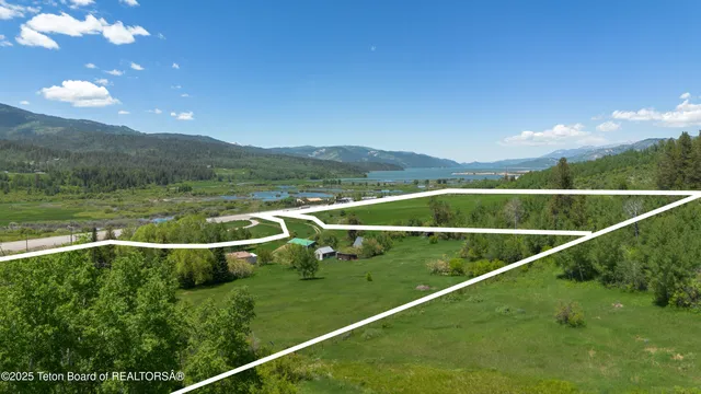 $3,000,000 | 1-2 Lever Springs Road, Alpine, WY 83128