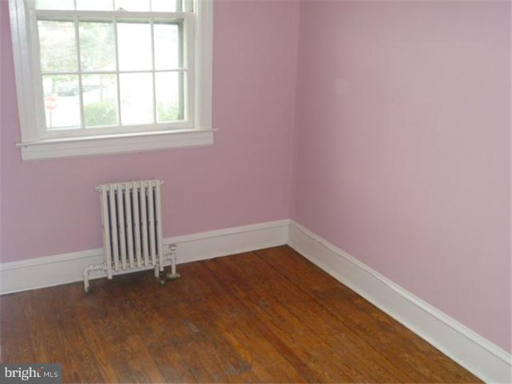 548 Hampden Road Upper Darby, PA 19082 - Photo 11 of 15 Bedroom 3