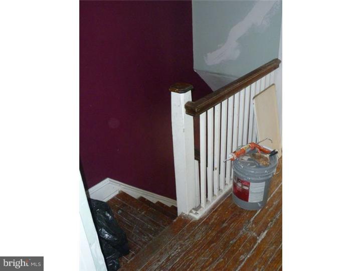 548 Hampden Road Upper Darby, PA 19082 - Photo 12 of 15 Hallway