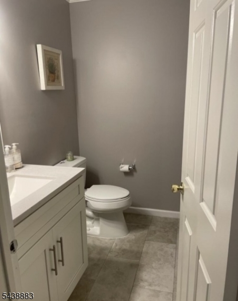 124 Hempstead Court Madison, NJ 07940 - Photo 4 of 23