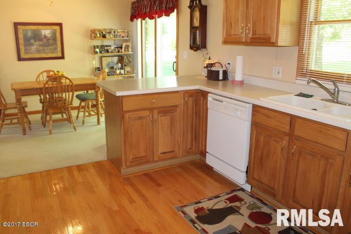 5153 Market Road Marion, IL 62959 - Photo 15 of 45 Gallery Image 15
