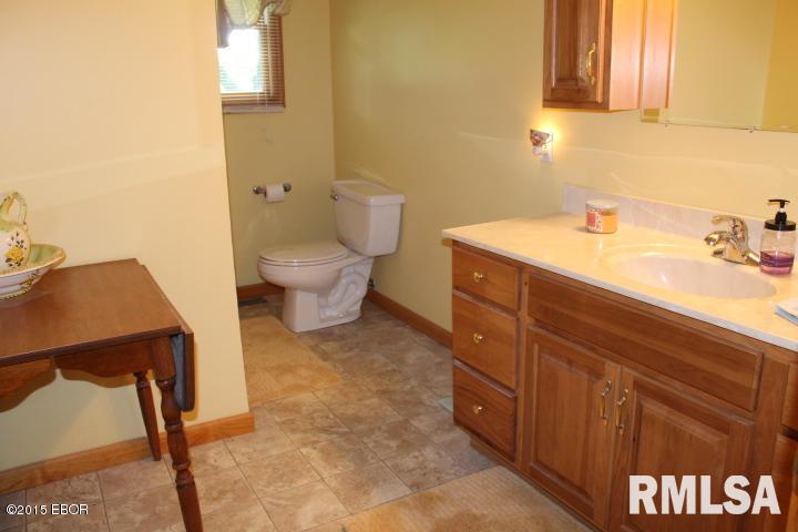 5153 Market Road Marion, IL 62959 - Photo 20 of 45 Gallery Image 20