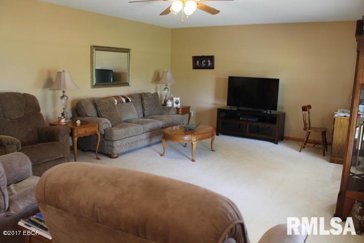 5153 Market Road Marion, IL 62959 - Photo 8 of 45 Gallery Image 8