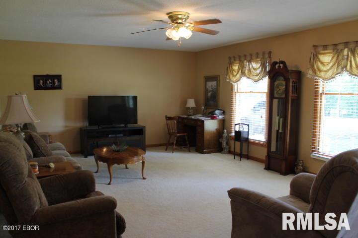 5153 Market Road Marion, IL 62959 - Photo 9 of 45 Gallery Image 9