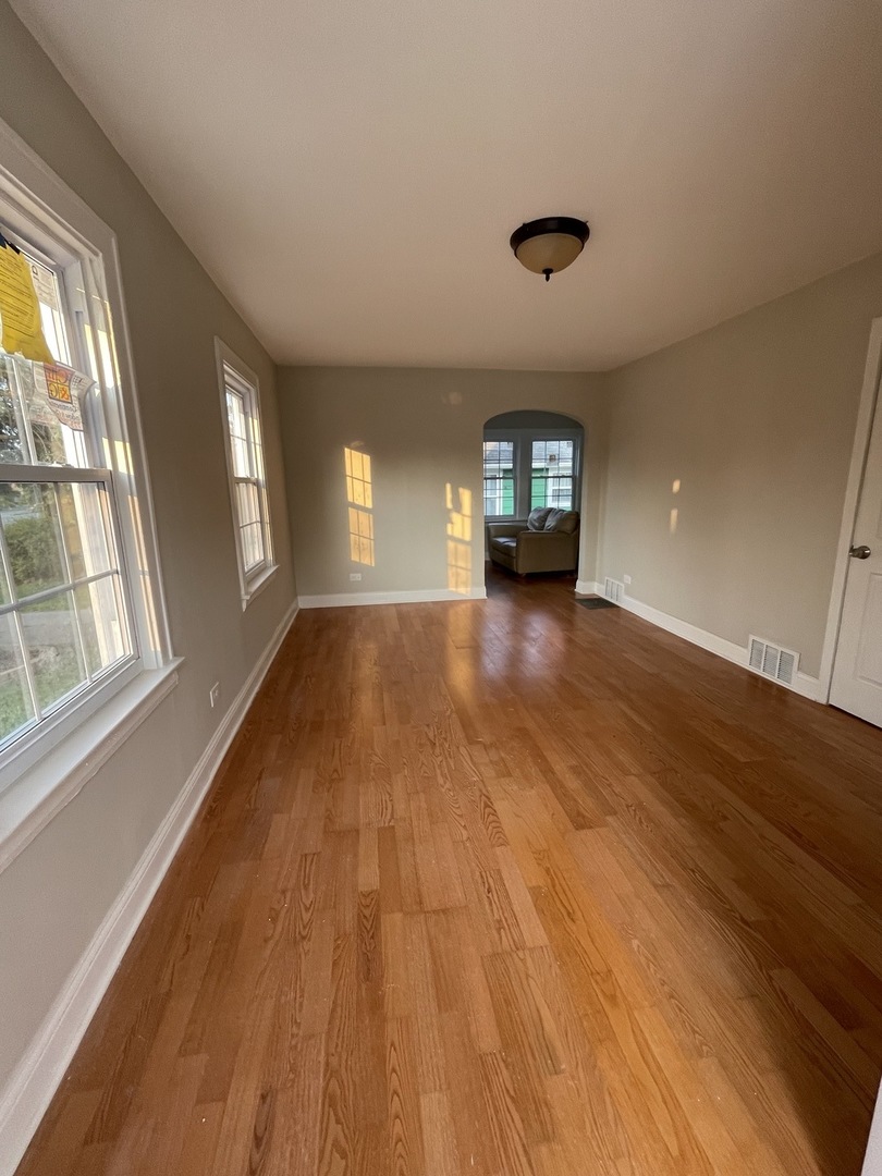 105 West Naperville Road Westmont, IL 60559 - Photo 12 of 31