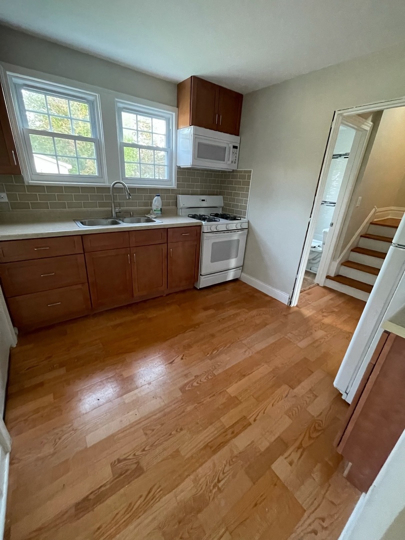 105 West Naperville Road Westmont, IL 60559 - Photo 14 of 31