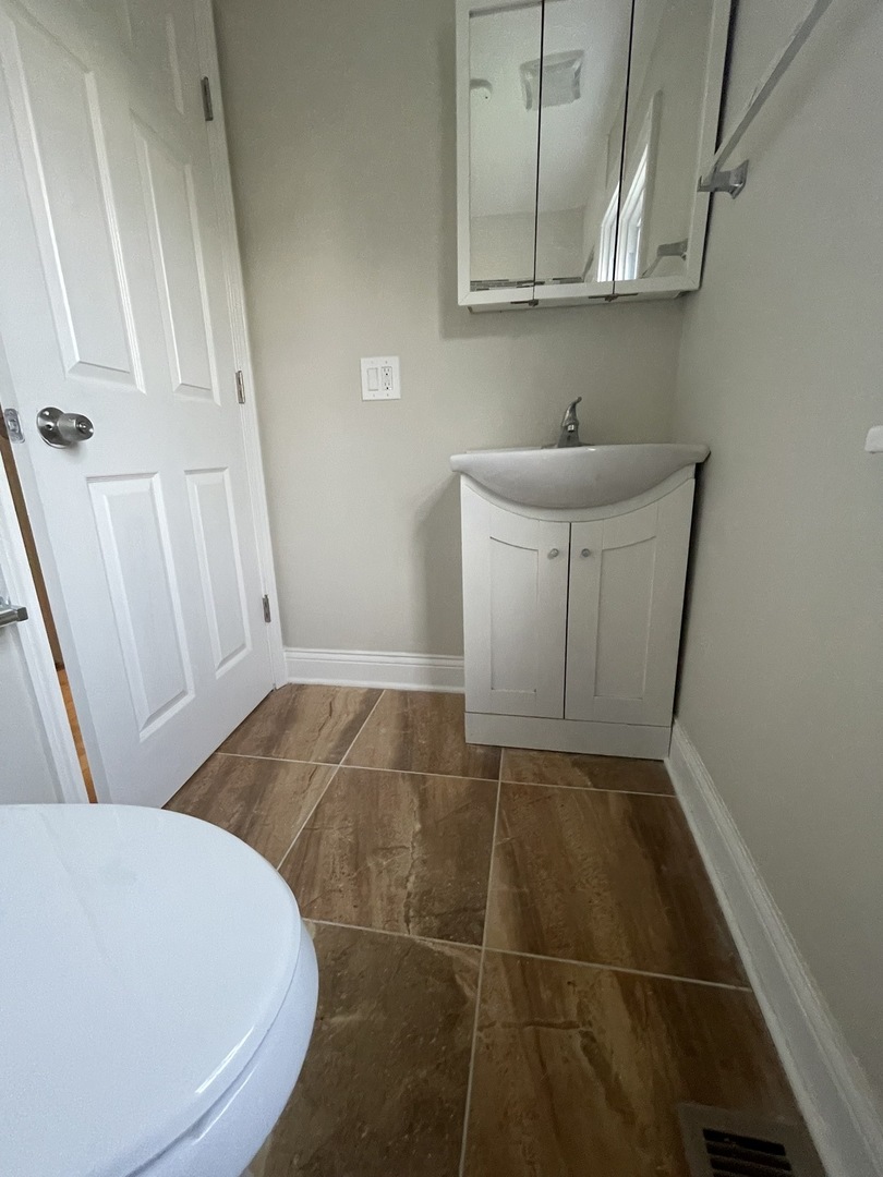 105 West Naperville Road Westmont, IL 60559 - Photo 20 of 31