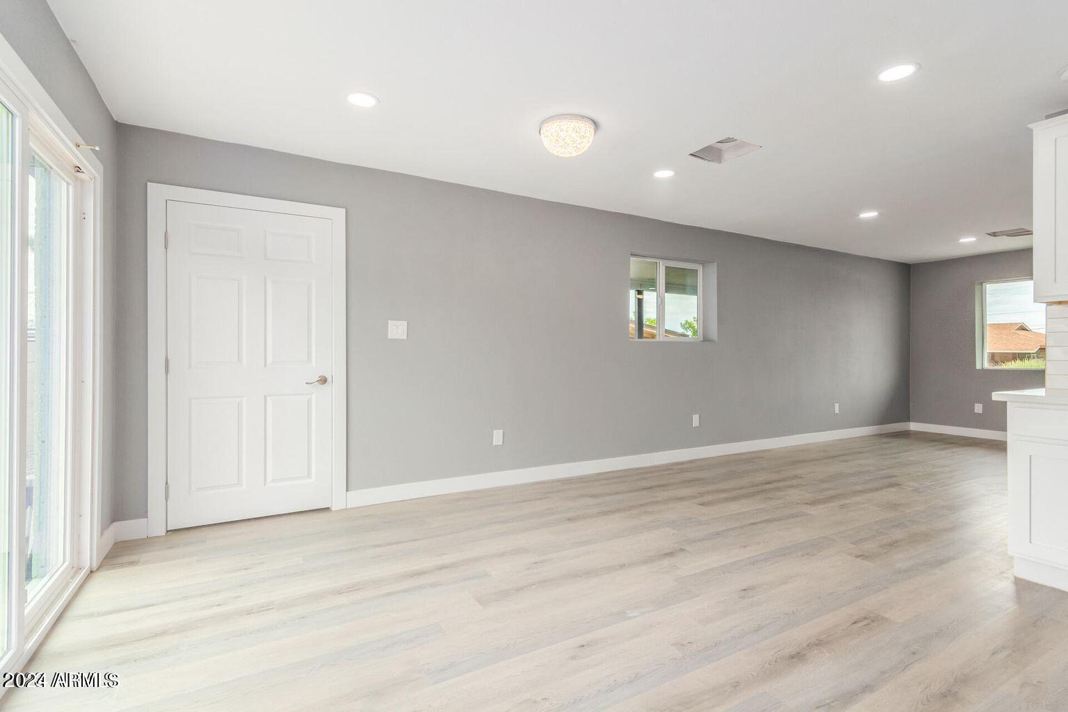815 West Piedmont Road Phoenix, AZ 85041 - Photo 8 of 22 20230815172710675407000000-o