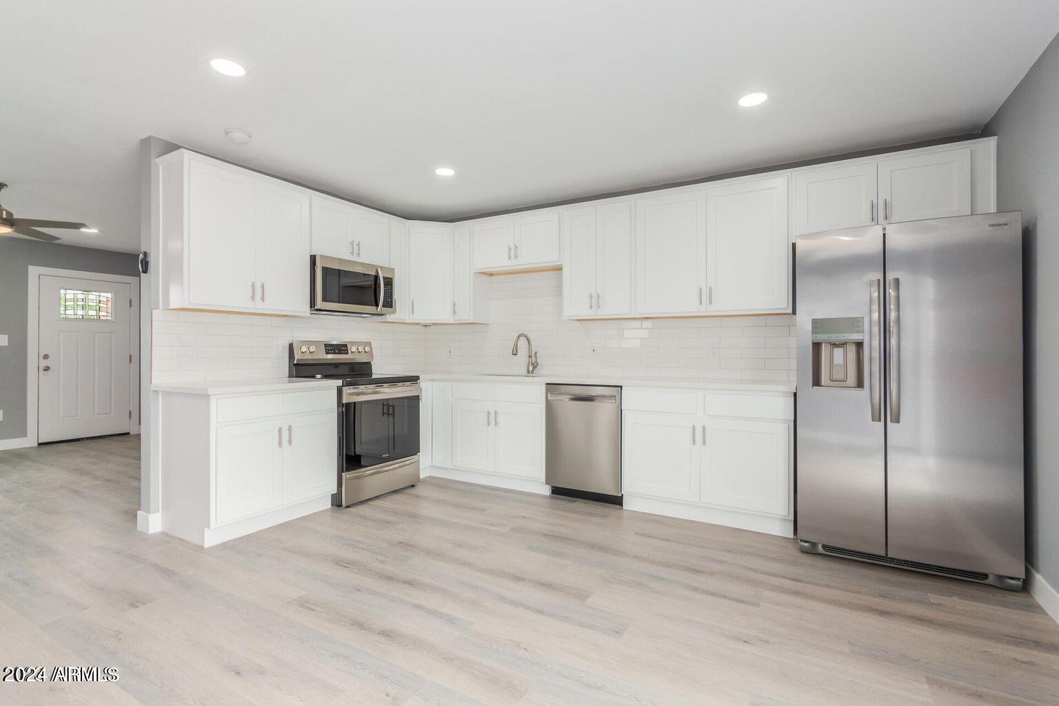 815 West Piedmont Road Phoenix, AZ 85041 - Photo 9 of 22 20230815172713548398000000-o