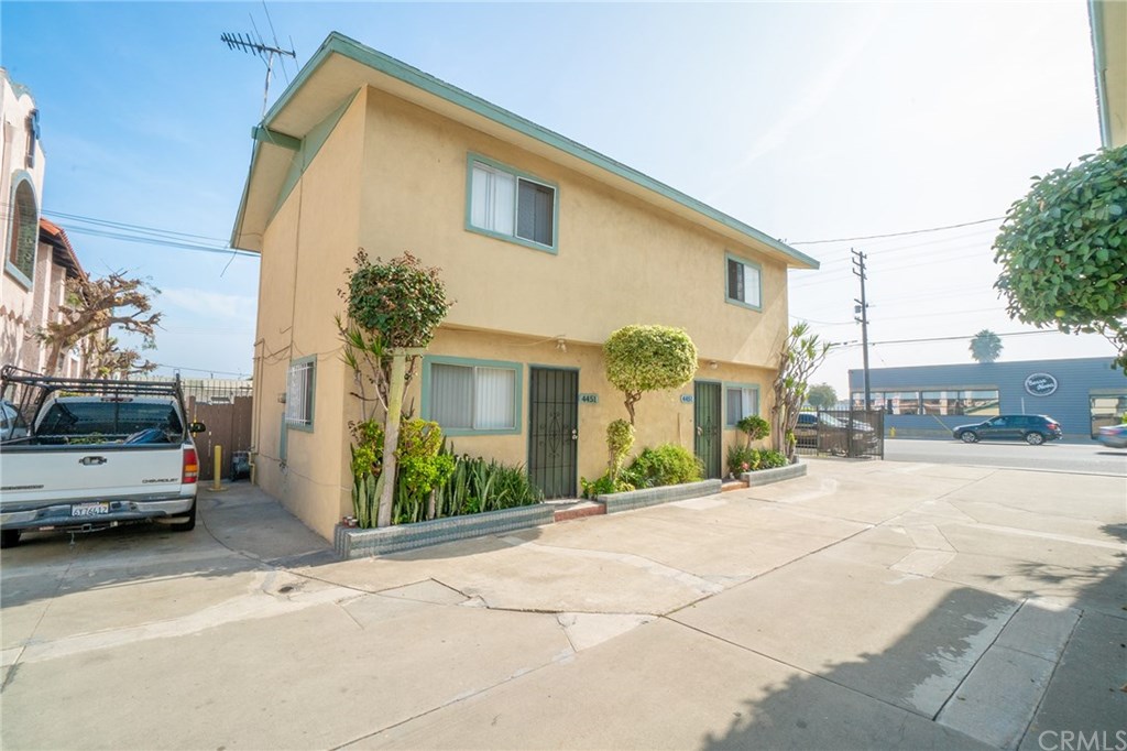 4451 Rosecrans Avenue Hawthorne, CA 90250 - Photo 2 of 4