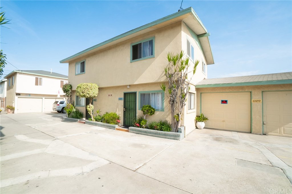 4451 Rosecrans Avenue Hawthorne, CA 90250 - Photo 3 of 4