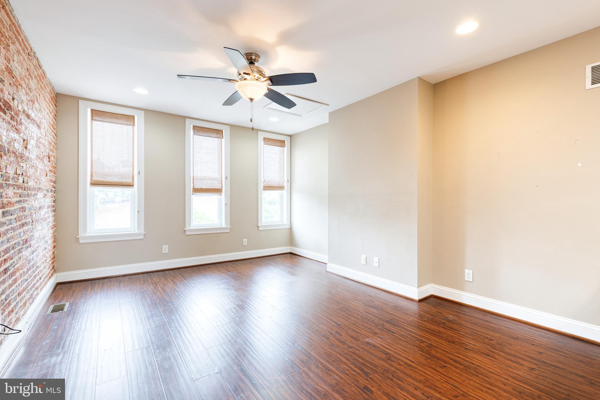 2049 Division Street Baltimore, MD 21217 - Photo 20 of 38