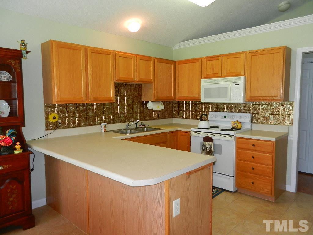 335 Gay Road Zebulon, NC 27597 - Photo 9 of 18 Gallery Image 9