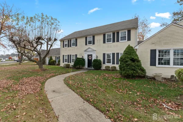 $179,000 | 94 Gloucester Way, Unit B, Monroe Township, NJ 08831