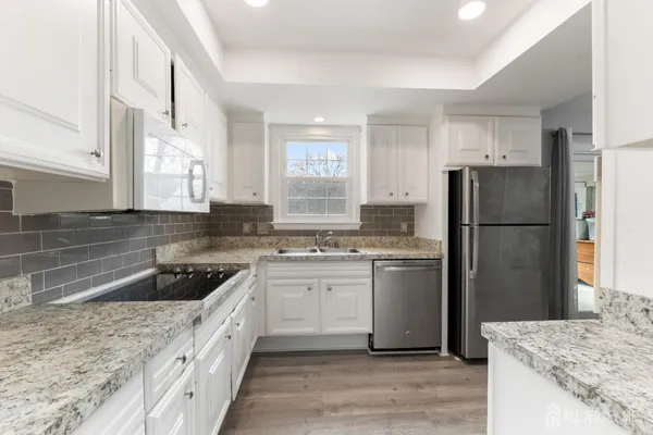 $179,000 | 94 Gloucester Way, Unit B, Monroe Township, NJ 08831