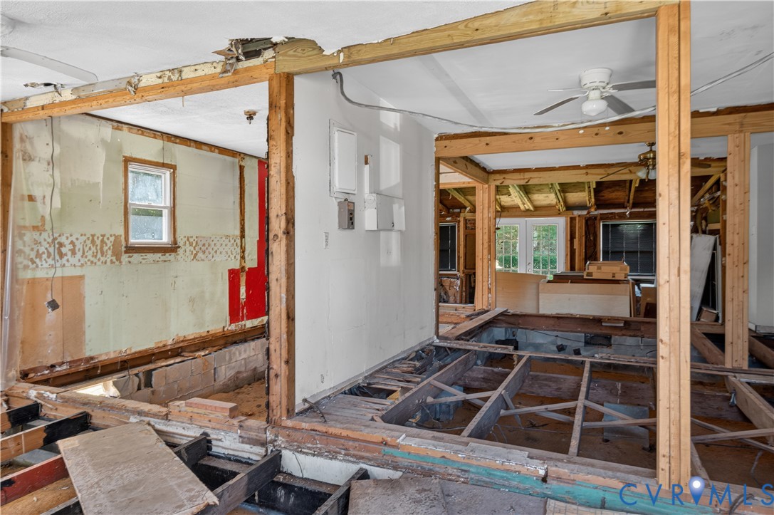 2739 Brunswick Road Emporia, VA 23847 - Photo 13 of 16
