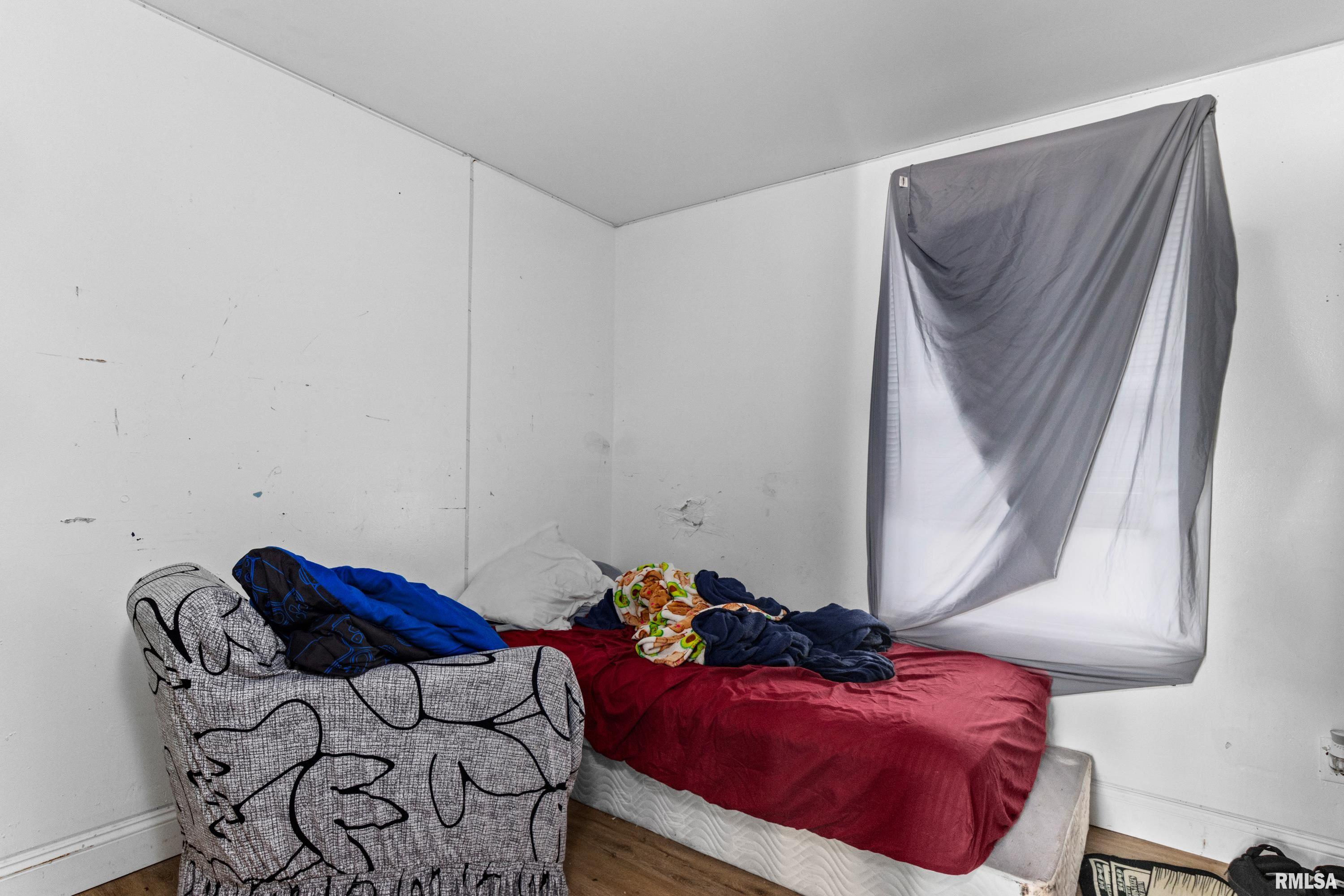 617 East Virginia Avenue Peoria, IL 61603 - Photo 10 of 14