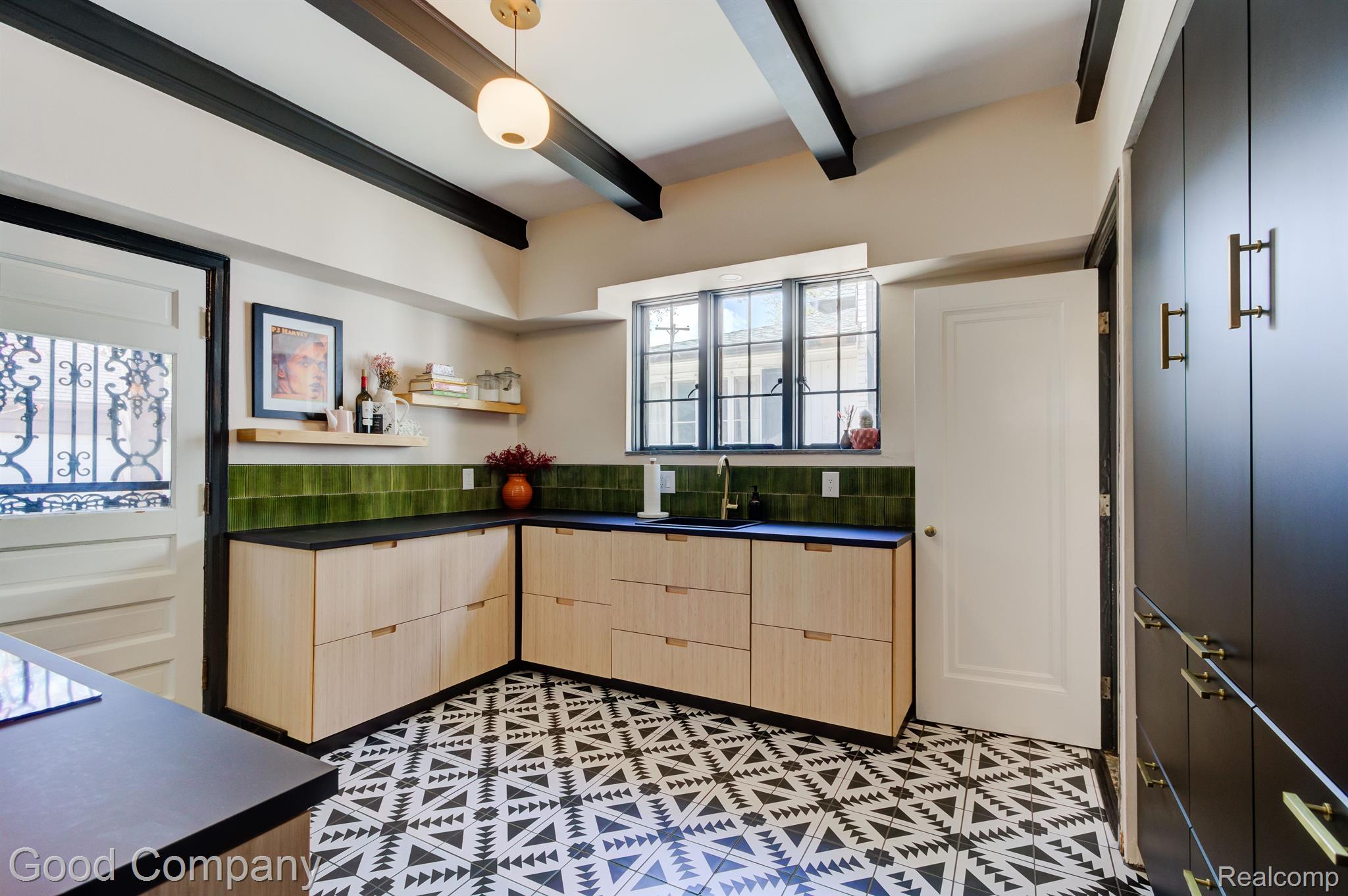 19515 Roslyn Road Detroit, MI 48221 - Photo 25 of 78 Gallery Image 25