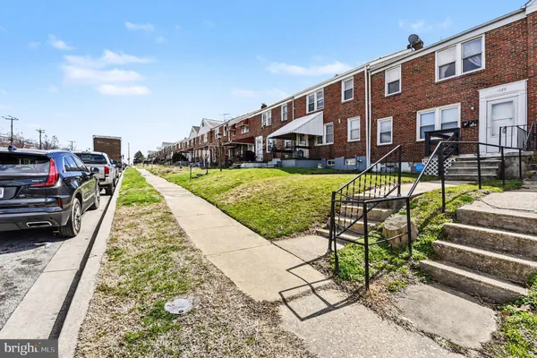 $1,599 | 1329 Taylor Avenue, Unit UPSTAIRS, Parkville, MD 21234