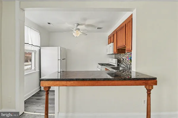 $1,599 | 1329 Taylor Avenue, Unit UPSTAIRS, Parkville, MD 21234